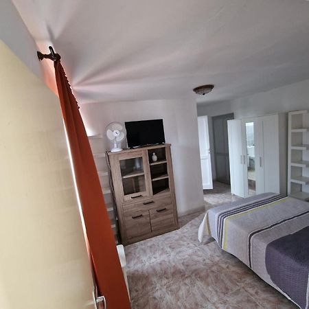 Apartamento La Roca Con Buena Ubicacion Puerto de la Cruz  Eksteriør billede